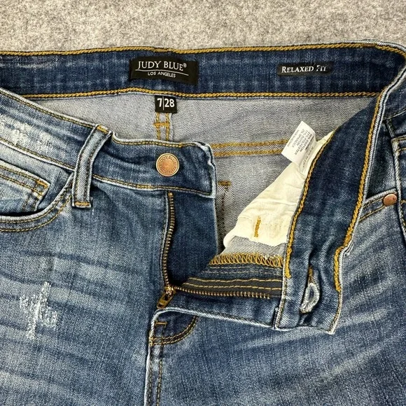 Judy Blue Relaxed Fit Jeans Womens Size 7/28 Medium Wash Distressed - Picture 3 of 11